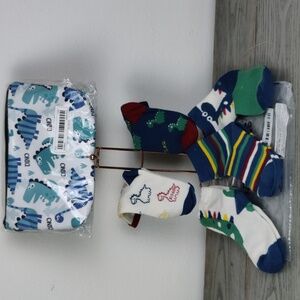 NWOT Dino Socks With Dino Pencil Bag